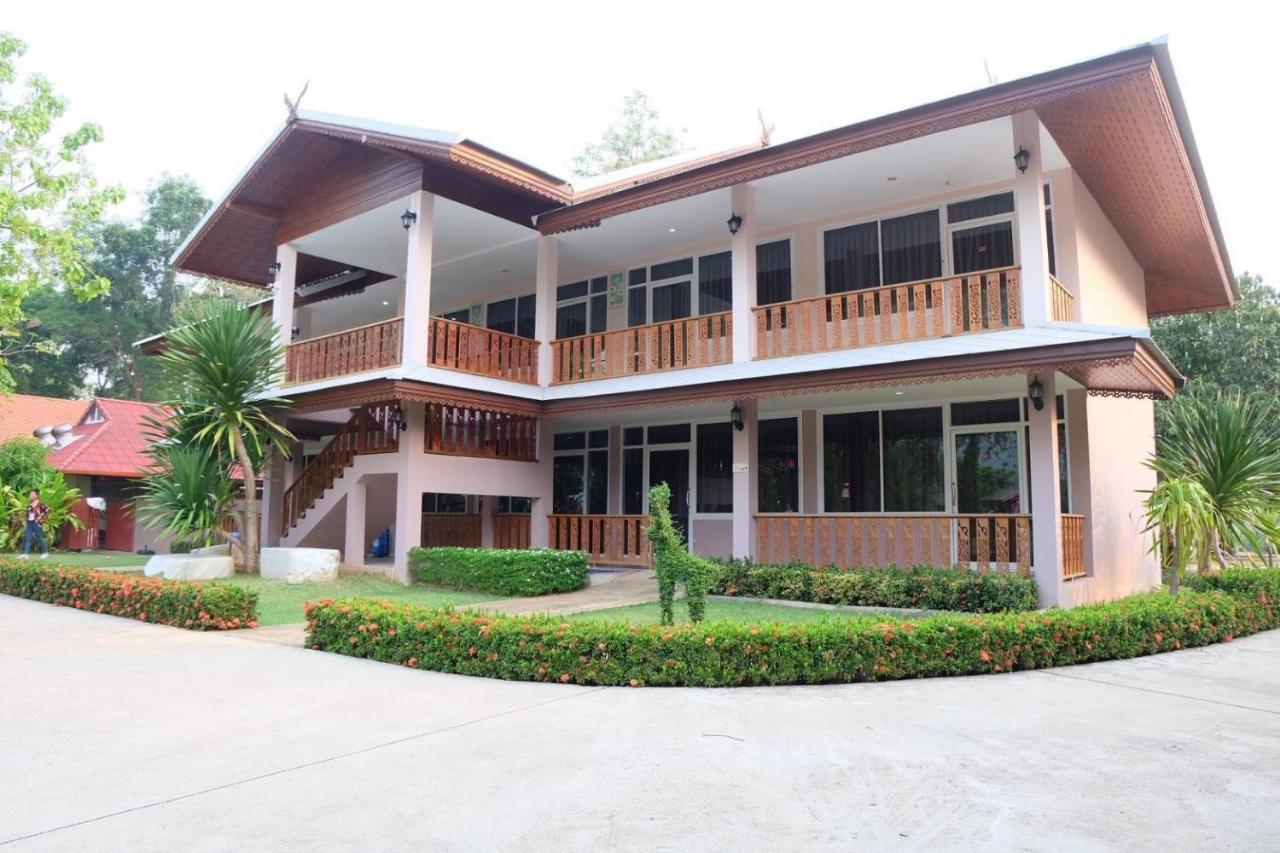 Baanpufa Resort Ban Huai Maenam Noi Екстериор снимка