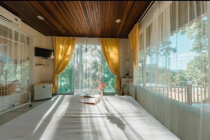 Baanpufa Resort Ban Huai Maenam Noi Екстериор снимка
